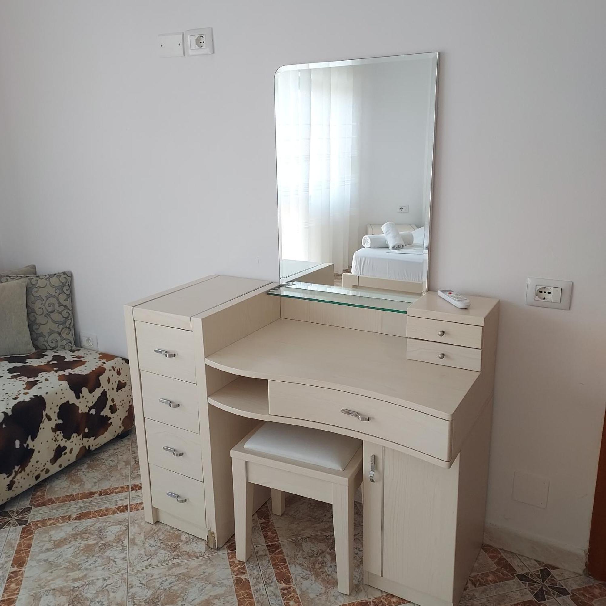 Ferienwohnung Martin Ferraj Riviera Vlorë Exterior foto